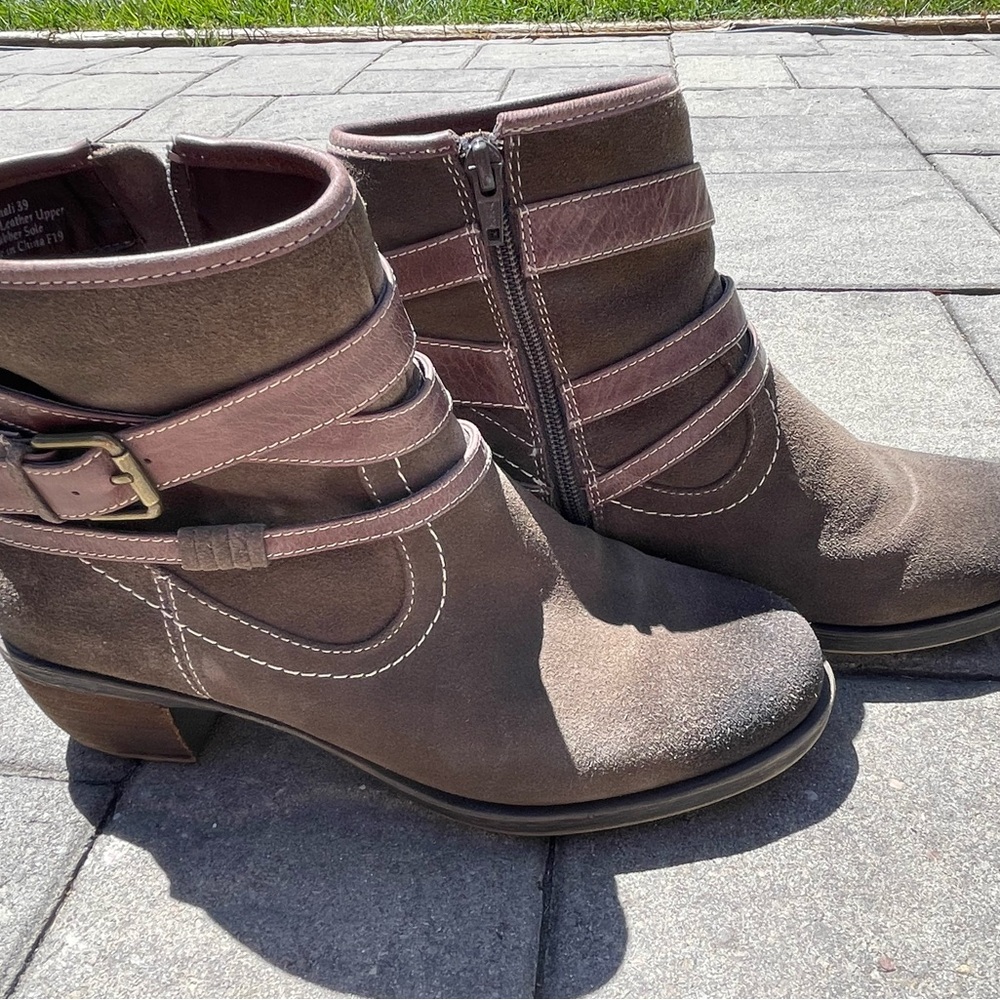 Chic Brown Ankle Booties with Buckle Detail